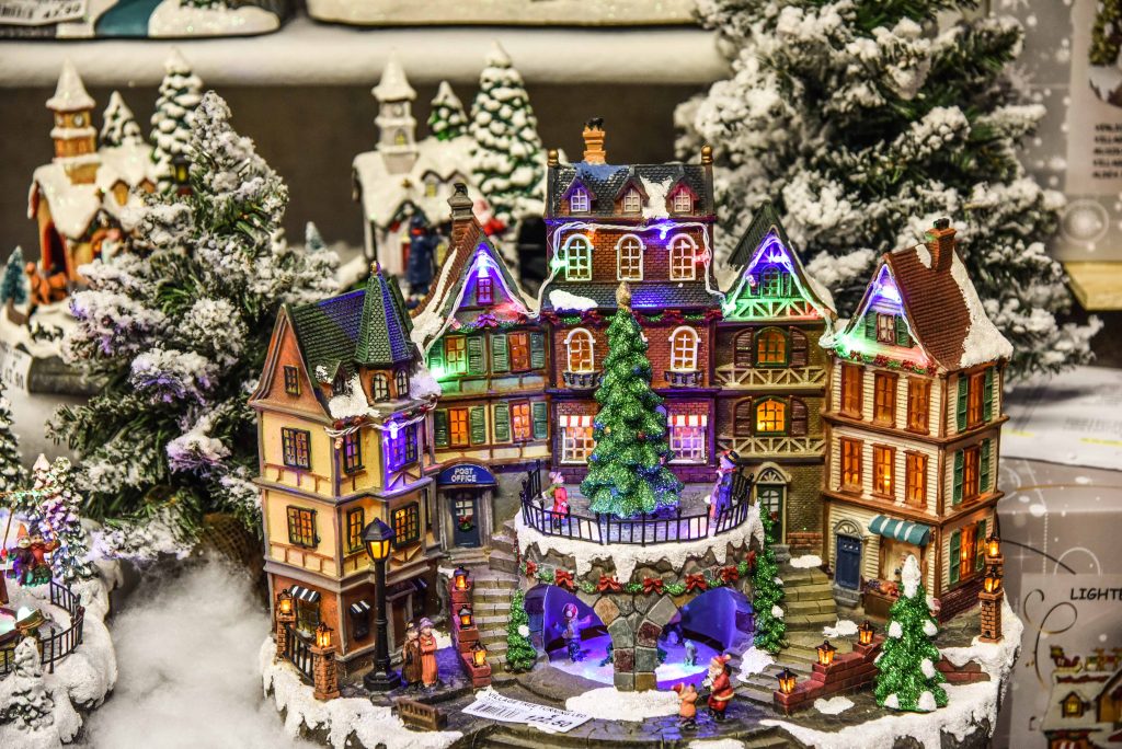 Accessori Per Villaggio Di Natale Paesaggio Lemax: come costruire un perfetto villaggio di Natale