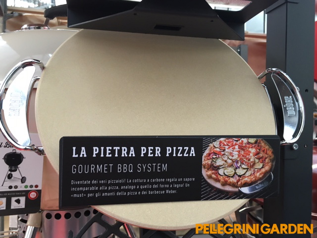 barbecue weber - pietra per pizza