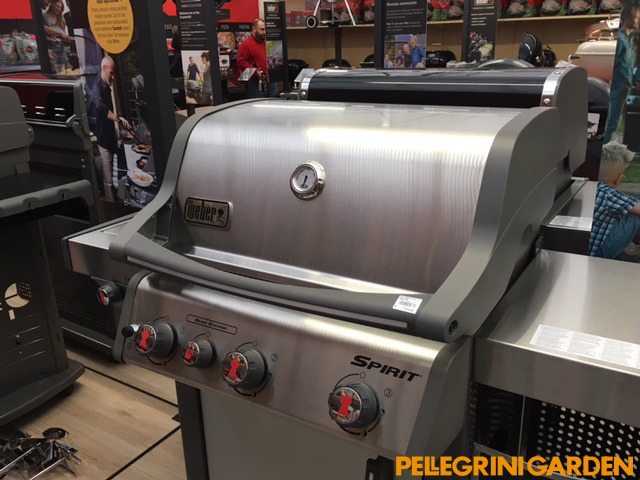 barbecue weber a gas grigio